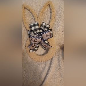 Bunny wreath 12 in